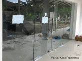 Partisi Kaca frameless